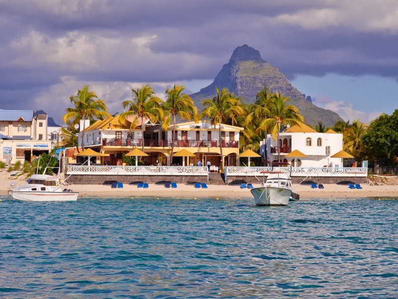 Gold Beach Resort Flic-en-Flacq Exteriör bild